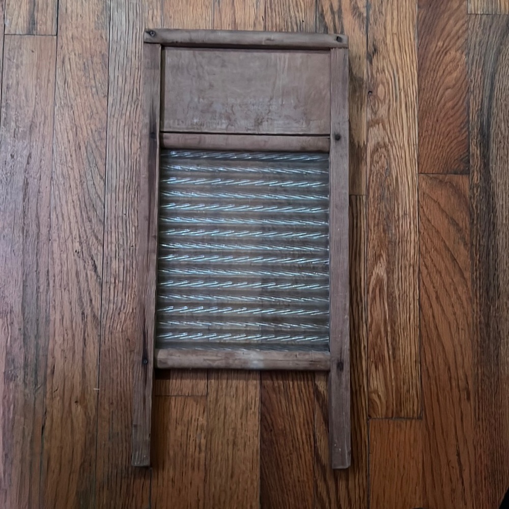 Old antique wash board